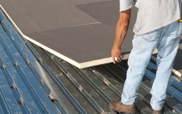 benefits of insulating Hollows flat roofing